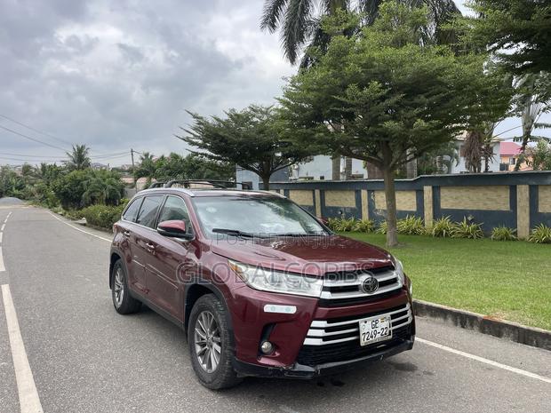 Toyota Highlander Limited Platinum 2019 Red
