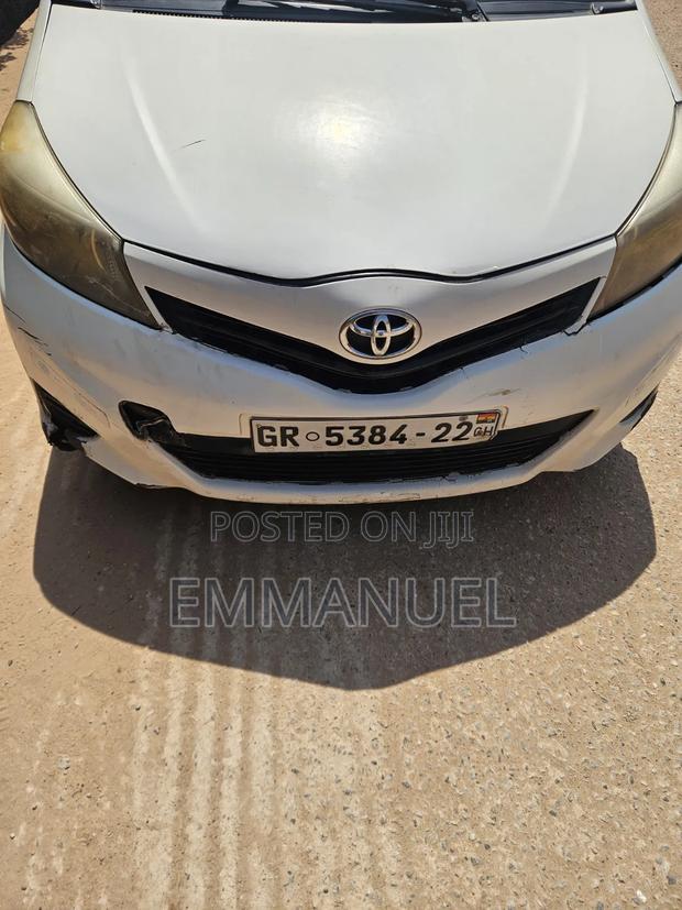 Toyota Yaris 2012 White