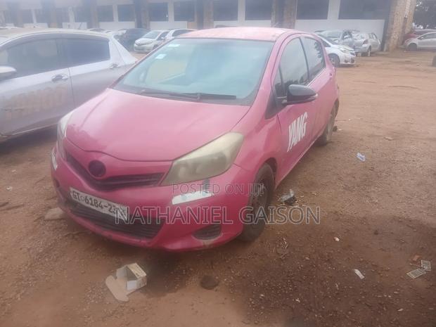 Toyota Vitz 2012 Pink