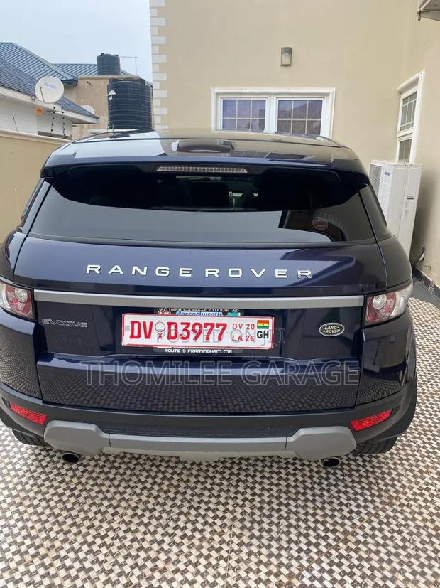 Land Rover Range Rover Evoque Pure 4x4 (2.0L 4cyl 9A) 2014 Blue