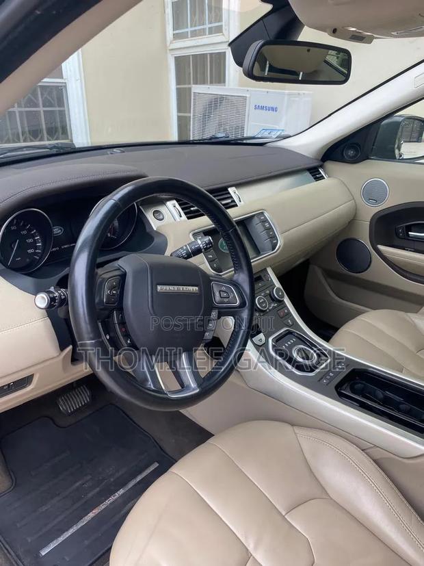Land Rover Range Rover Evoque Pure 4x4 (2.0L 4cyl 9A) 2014 Blue