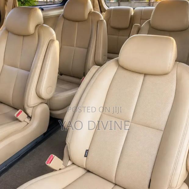 Kia Carnival 2016 Black