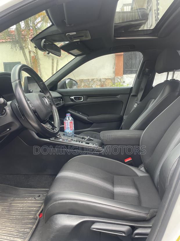 Honda Civic 2024 White