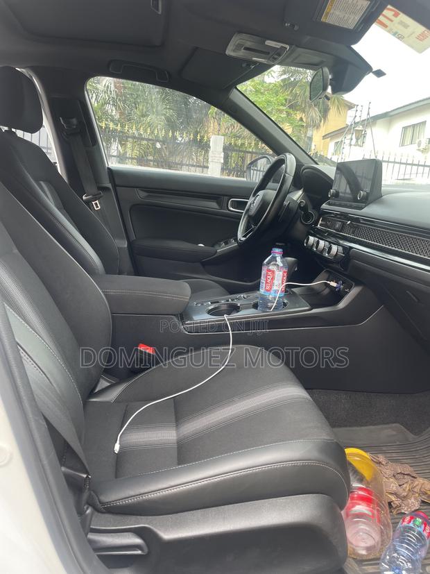 Honda Civic 2024 White