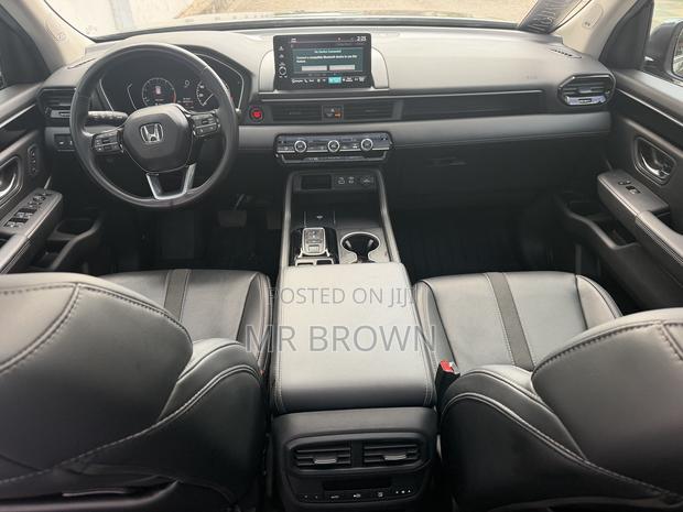 Honda Pilot Touring AWD 2024 Black