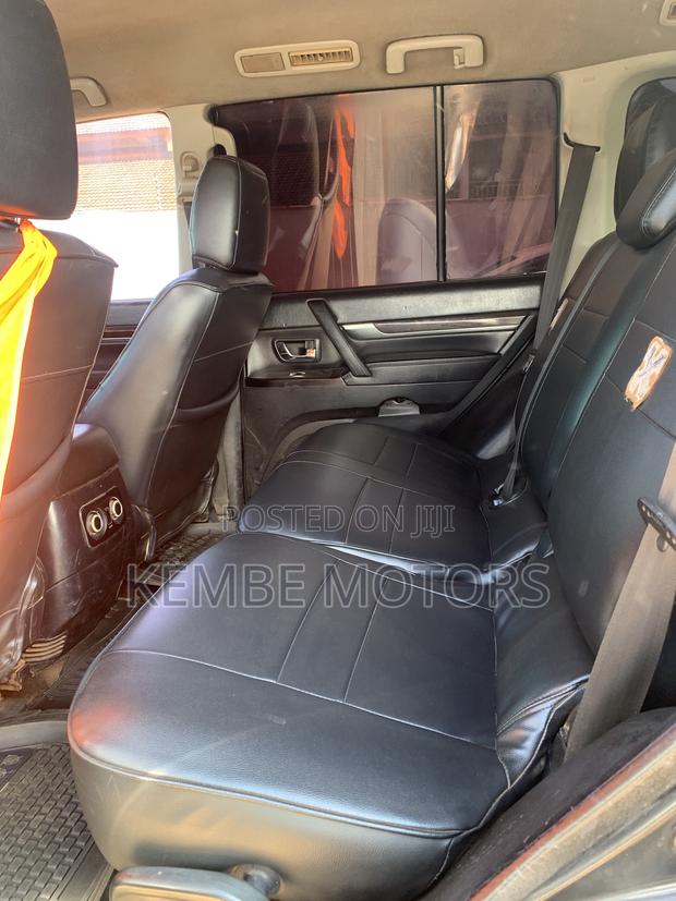 Mitsubishi Pajero 2010 Black