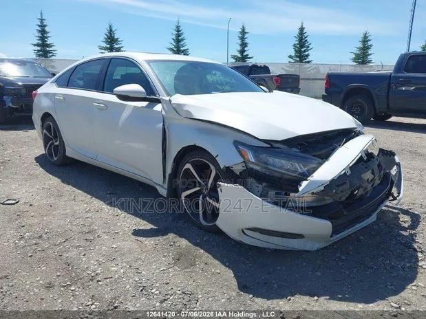 Honda Accord EX 4dr Sedan FWD (2.4L 4cyl 2A) 2016 White