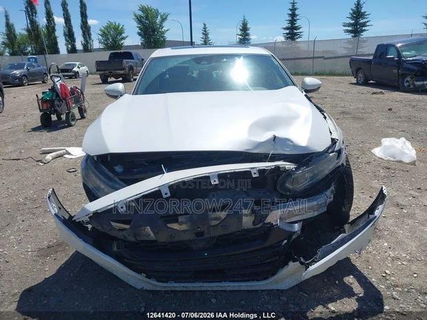 Honda Accord EX 4dr Sedan FWD (2.4L 4cyl 2A) 2016 White