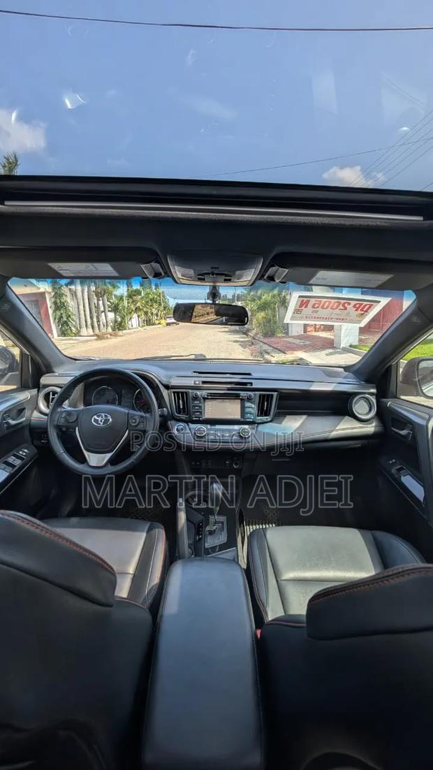 Toyota RAV4 2016 Silver