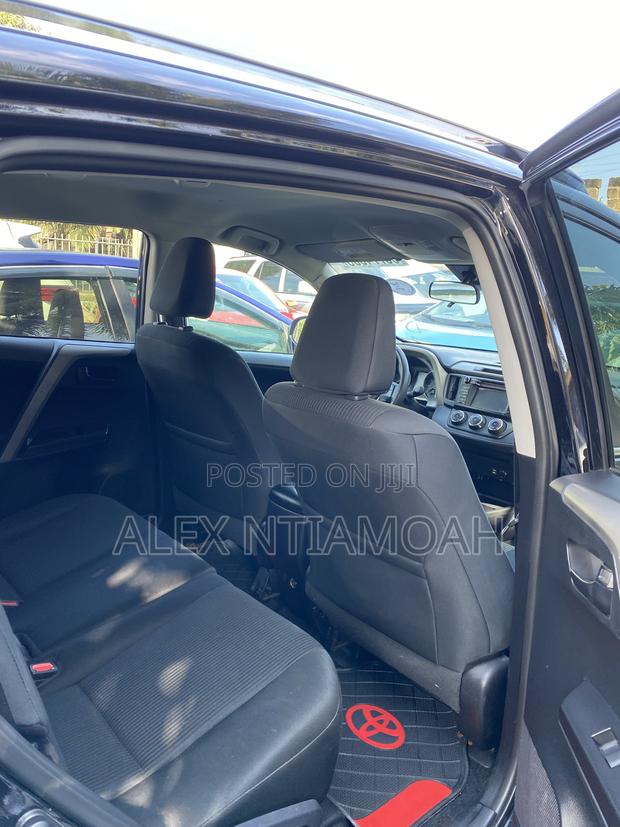 Toyota RAV4 2018 Black