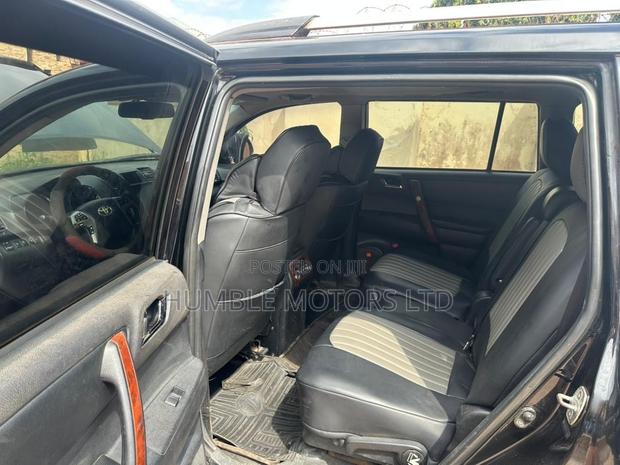Toyota Highlander 2015 Black