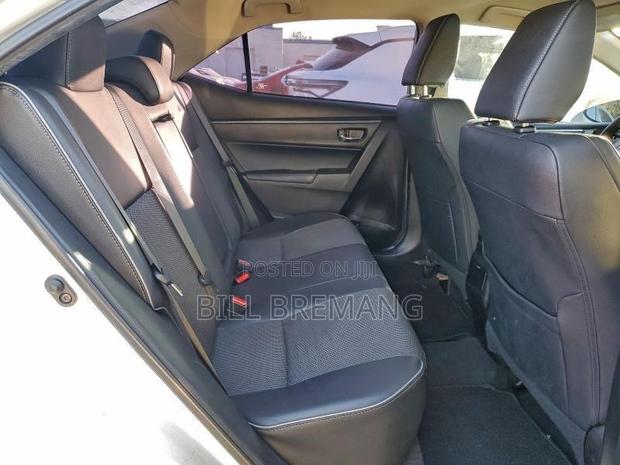 Toyota Corolla 2016 White
