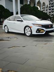 Honda Civic 2017 White for sale