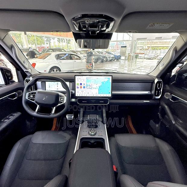 Jetour T2 2.0 Petrol AWD 2024 Black