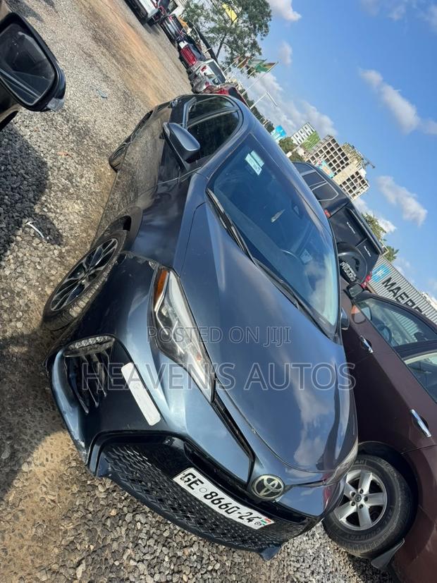 Toyota Corolla 2018 Gray