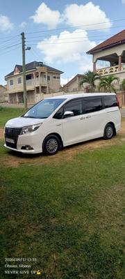 Toyota Esquire 2015 White for sale