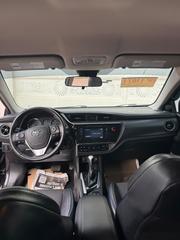 Toyota Corolla SE (1.8L 4cyl 6M) 2018 Black for sale