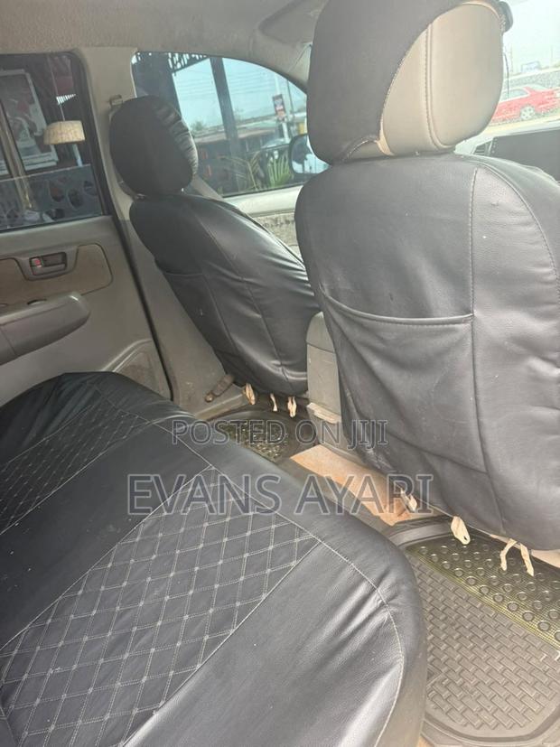 Toyota Hilux 2.5 D-4D SRX 2011 Black
