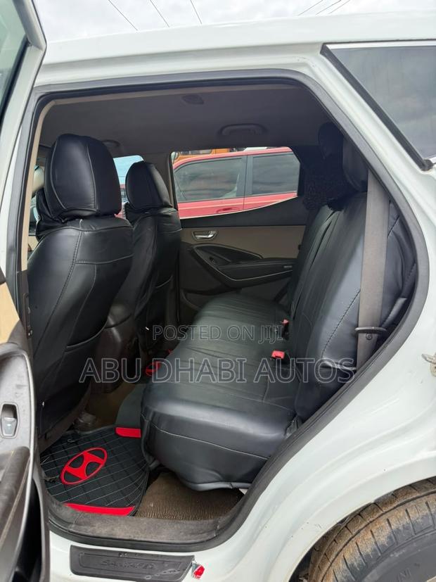 Hyundai Santa Fe 2014 White