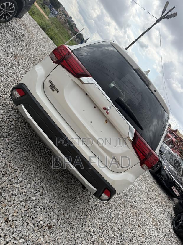Mitsubishi Outlander 2.4 PHEV AWD 2018 White