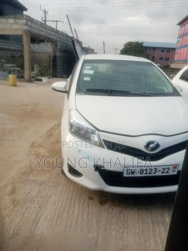 Toyota Vitz 2012 White