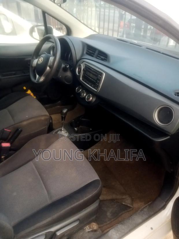 Toyota Vitz 2012 White