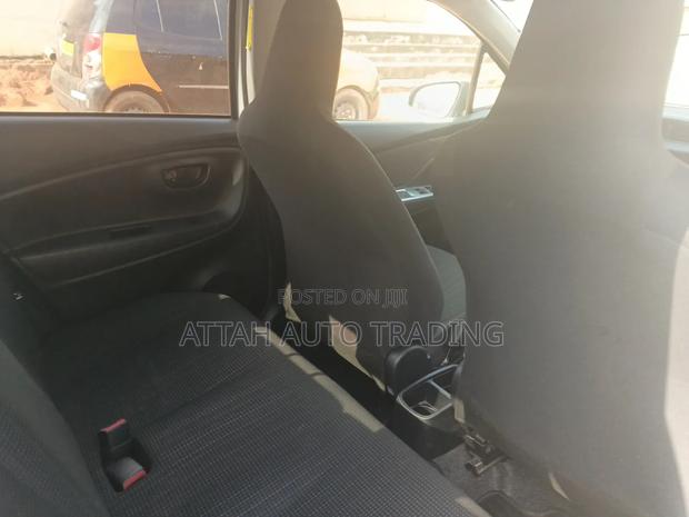 Toyota Vitz 2014 White