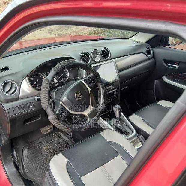 Suzuki Vitara 2017 Red