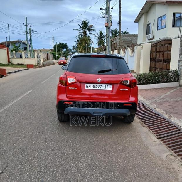 Suzuki Vitara 2017 Red