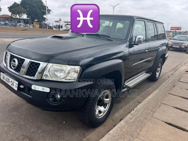 Nissan Patrol 2015 Black