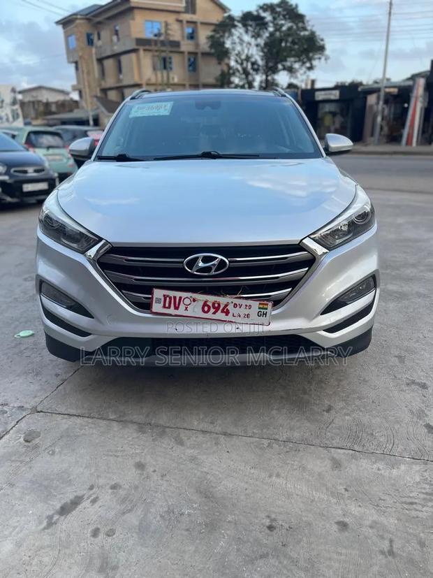 Hyundai Tucson Limited AWD 2016 Silver