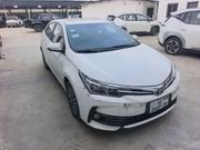 Toyota Corolla SE 4dr Sedan (1.8L 4cyl CVT) 2017 White for sale