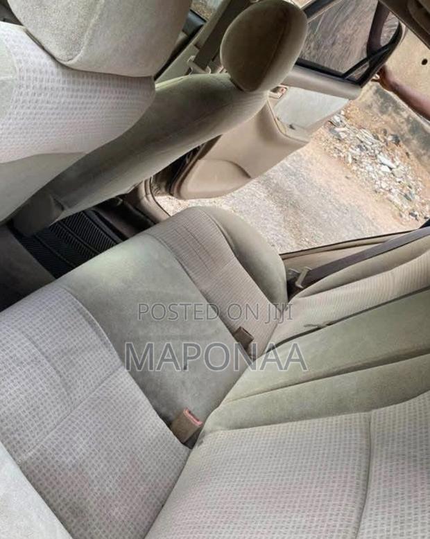 Toyota Corolla 1.6 VVT-i 2006 Gold