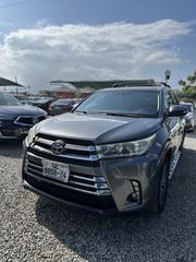 Toyota Highlander XLE 2019 Gray for sale