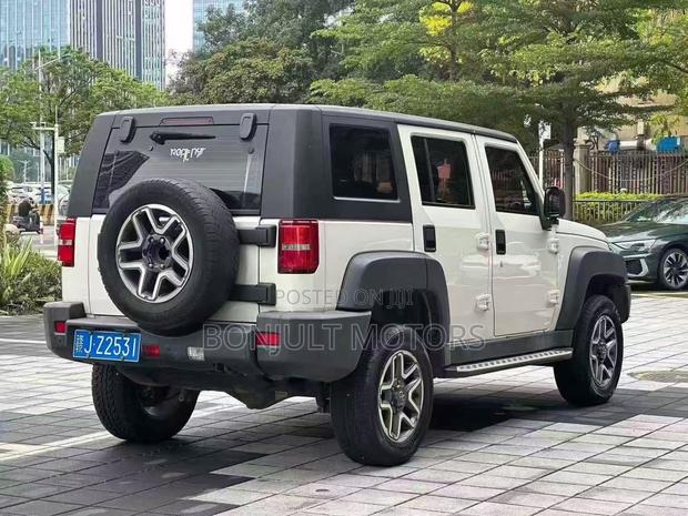 BAIC X424 2018 White