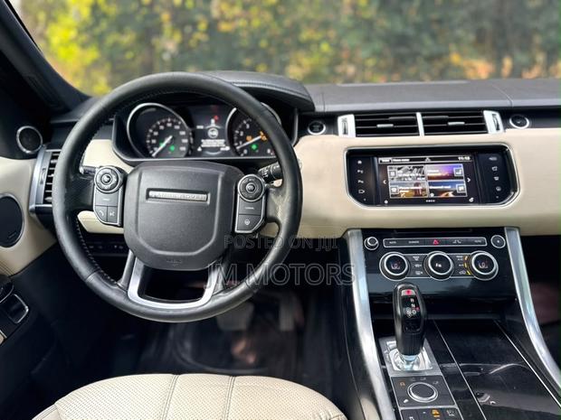 Land Rover Range Rover 3.0L Supercharged HSE 2016 Black