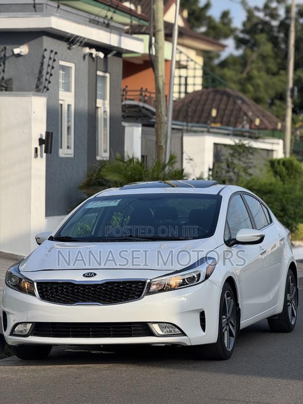Kia Forte EX Sedan 2017 White