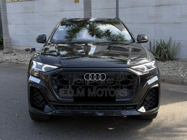 Audi Q8 Premium Plus 2024 Black