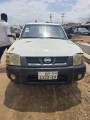 Nissan Hardbody 2014 White for sale