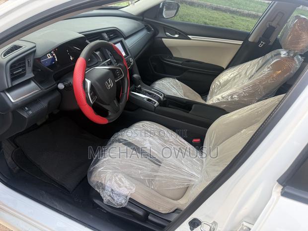 Honda Civic 2017 White