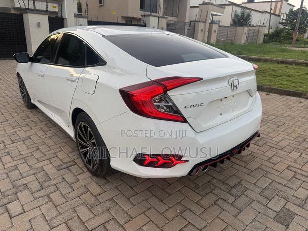Honda Civic 2017 White