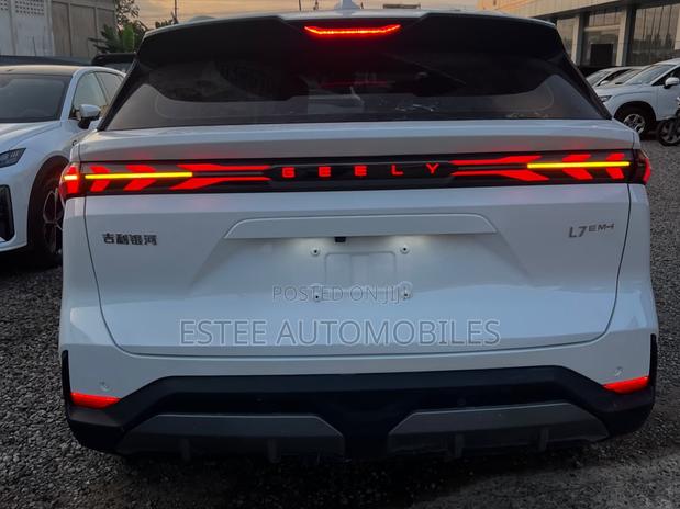 New Geely Galaxy L7 2025 White