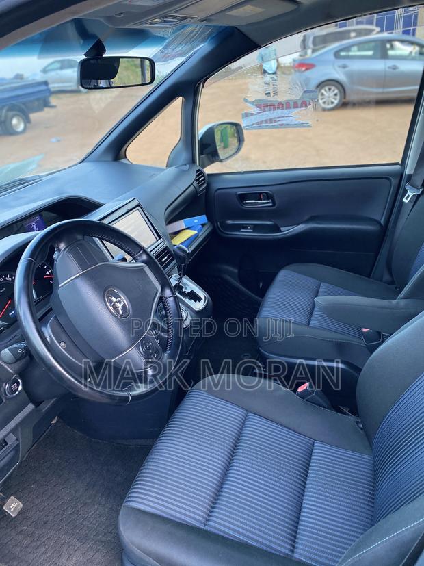 Toyota Voxy 2015 White