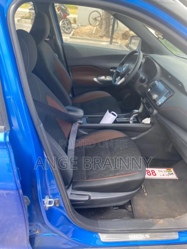 Nissan Kicks 2021 Blue