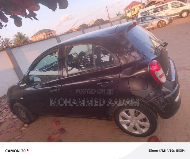Nissan March 1.2 FWD 2010 Brown