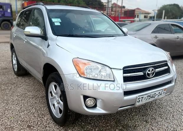 Toyota RAV4 2008 Silver