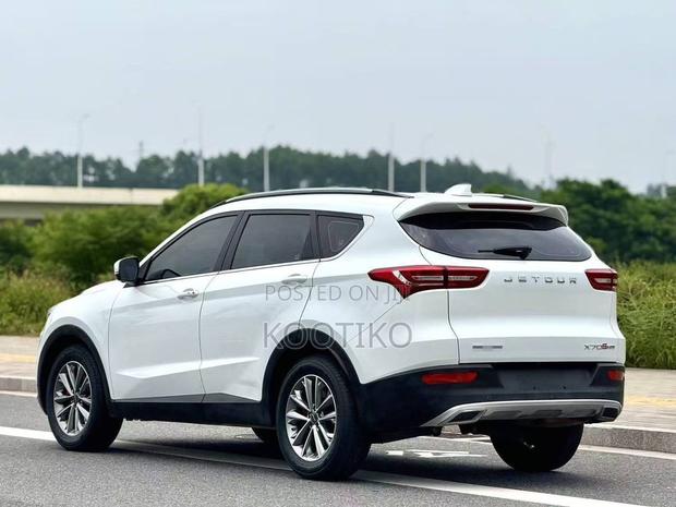 Jetour X70 1.5 7-Seater FWD 2019 White