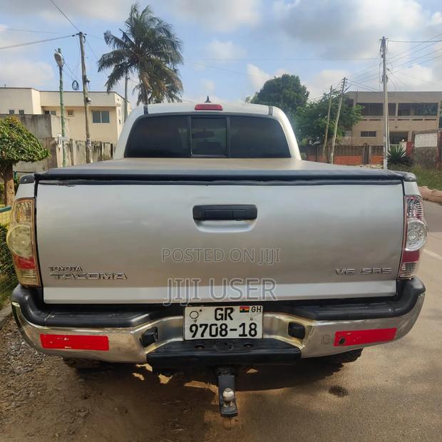 Toyota Tacoma 2012 Gray