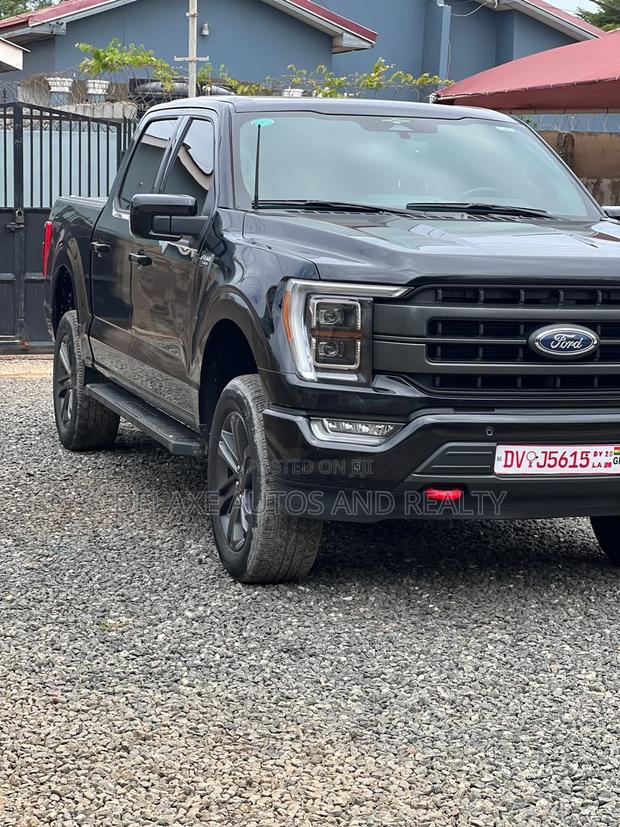 Ford F-150 LARIAT 2023 Black