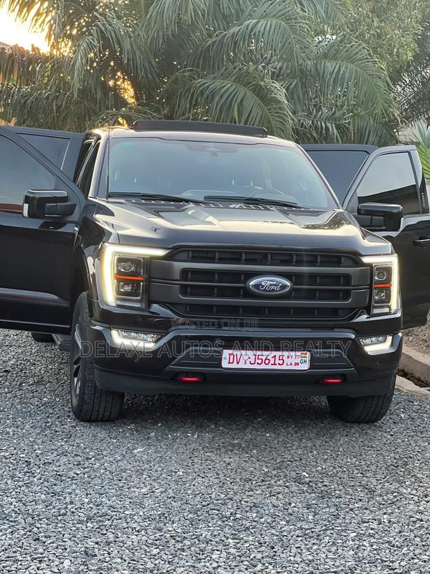 Ford F-150 LARIAT 2023 Black